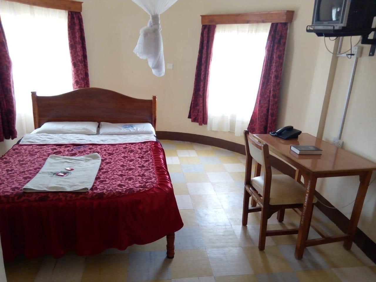 Nanyuki Simba Lodge Bagian luar foto
